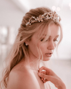 20 Trendy Prom Hairstyles for an Unforgettable Night