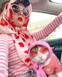 20 Ways to Turn Up the Heat with Maximalist Summer Fashion Trends!
