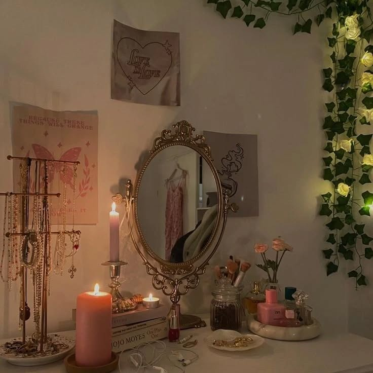 Antique Style Small Mirror