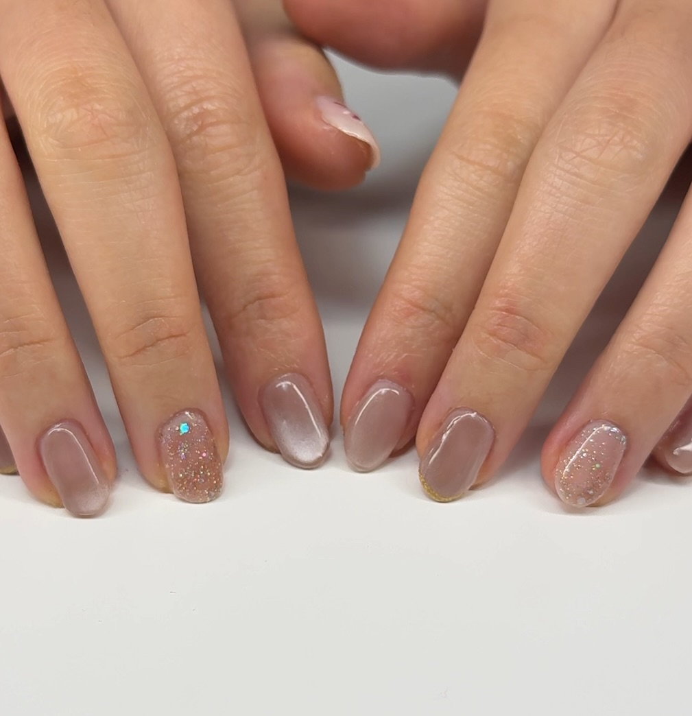 Cateye Nails