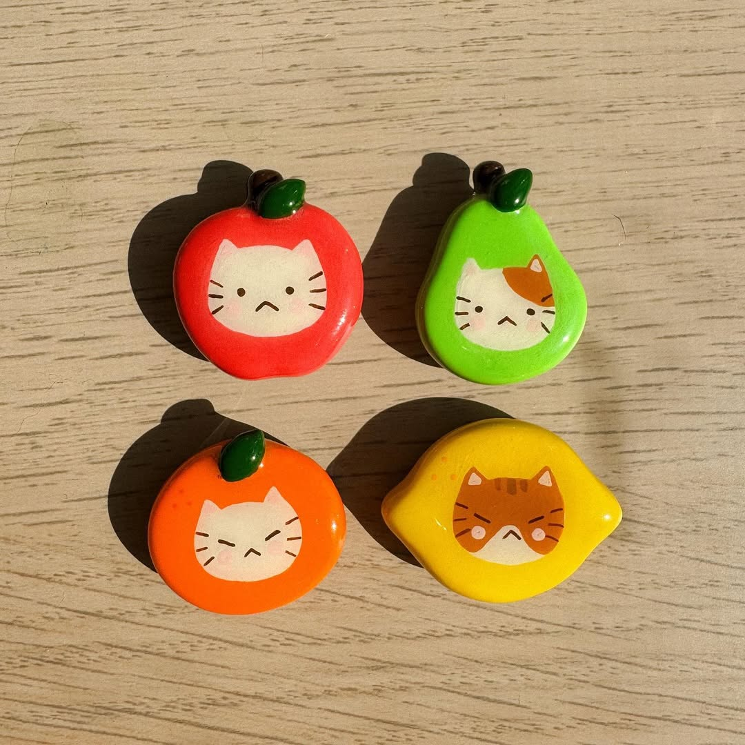 Cats in Fruit