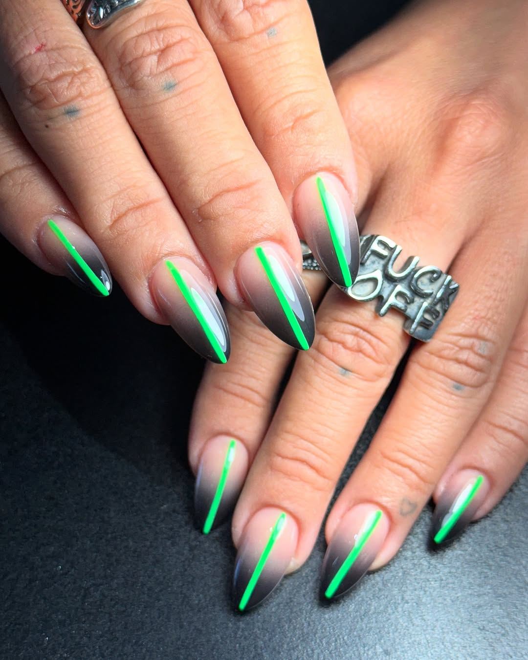 Neon Lines