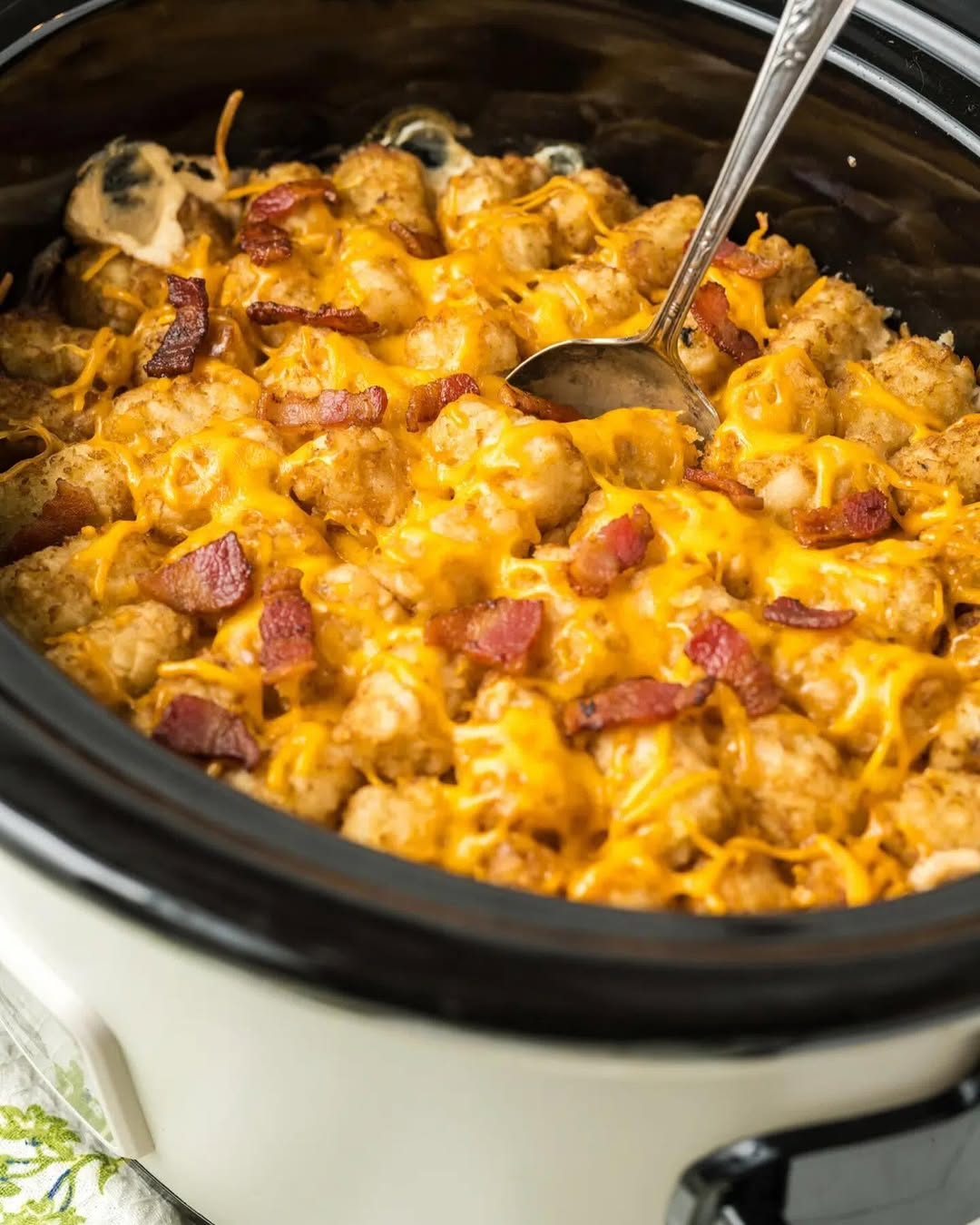 Bacon Cheeseburger Tater Tot Casserole