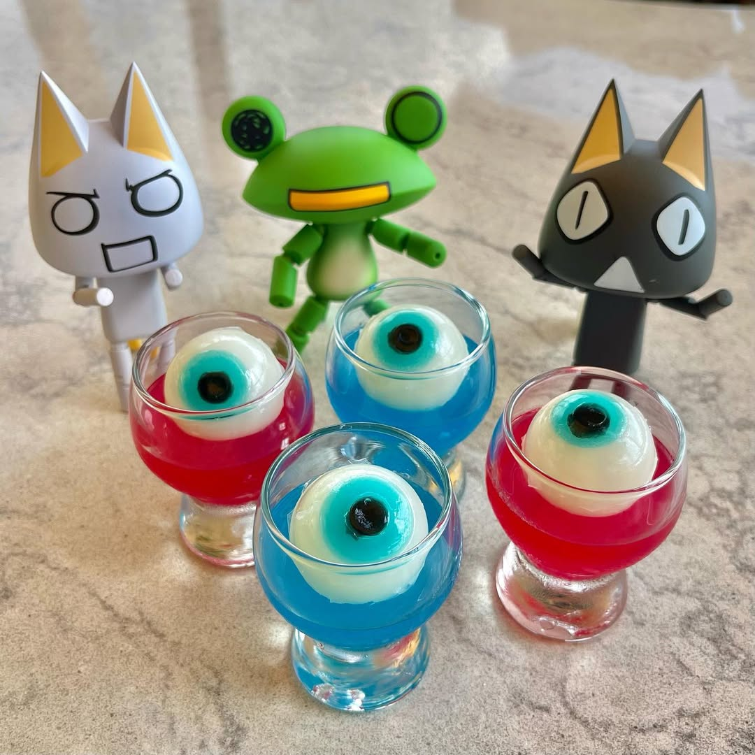 Eye Shots