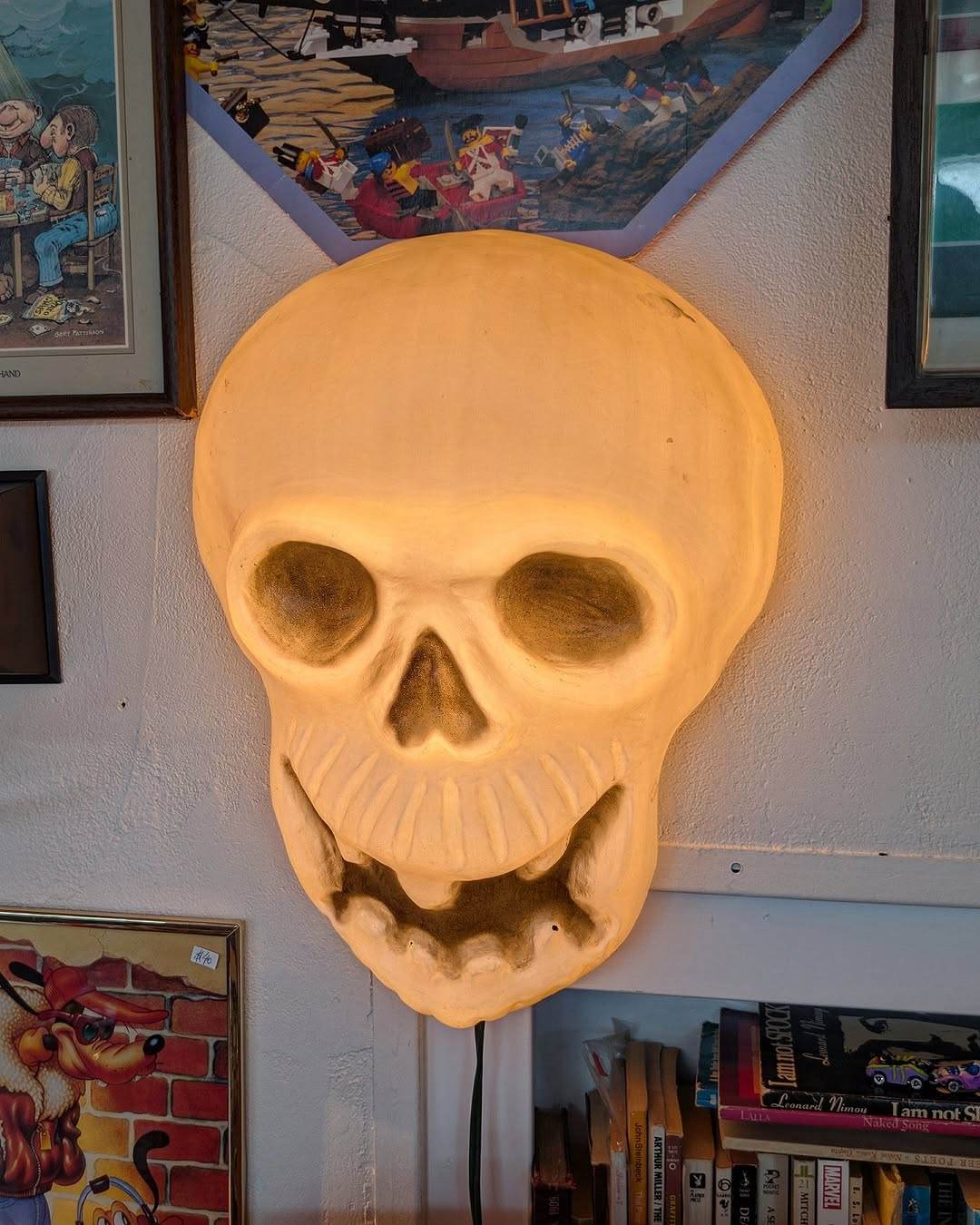 Glow Skull Light
