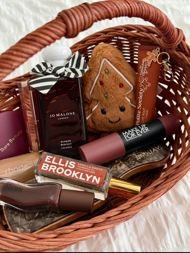 Gift A Luxury Beauty Burr Basket 