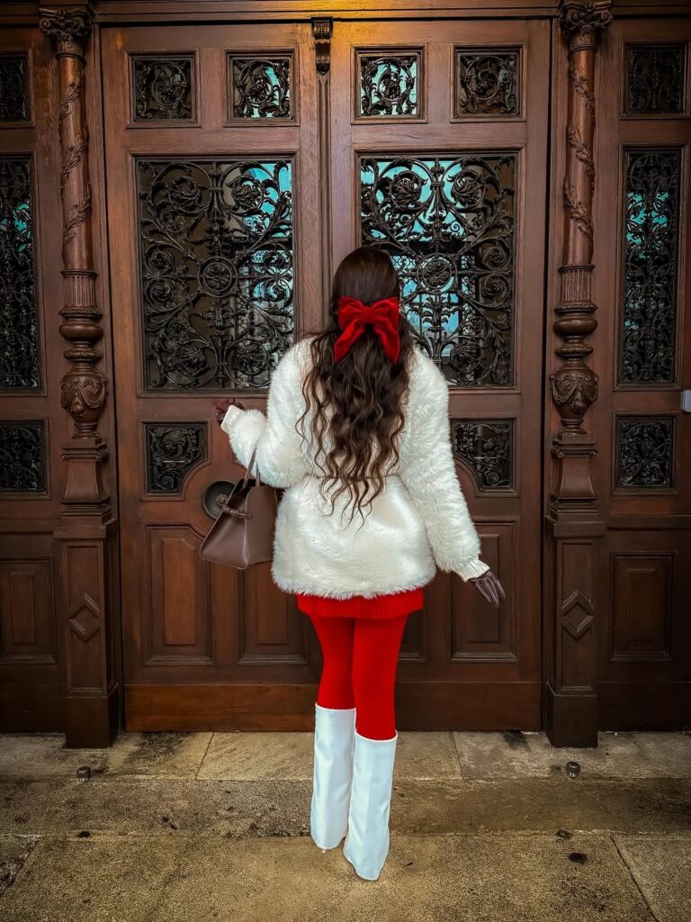 Red Bow Christmas Outfitย