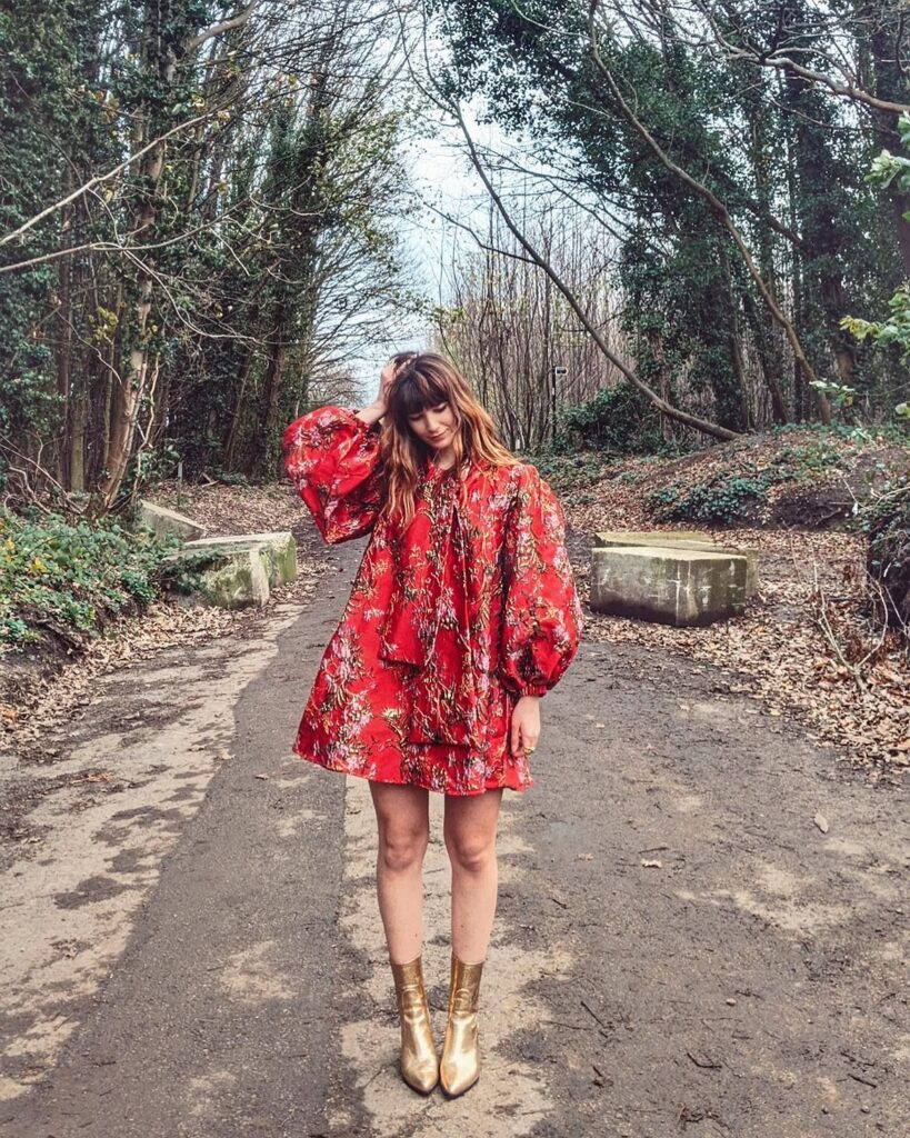 Romantic Red Christmas Outfitย