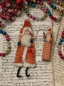 20 Vintage Christmas Ornaments to Add to Your Tree
