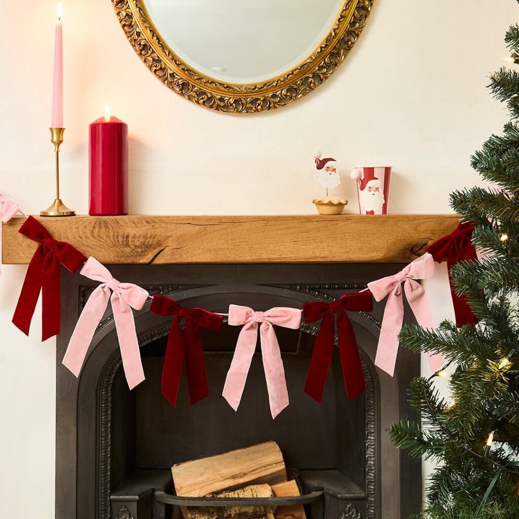 Red and Pink Velvet Bow Christmas Garland