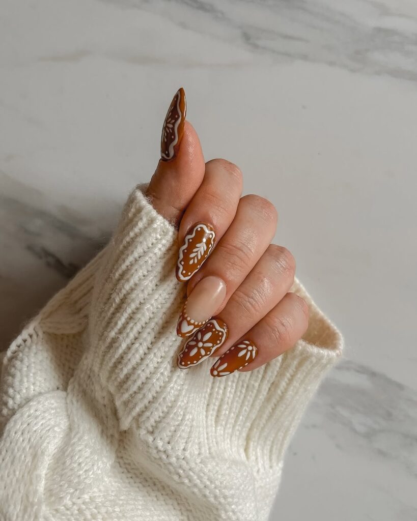 Gingerbread Christmas Nails 