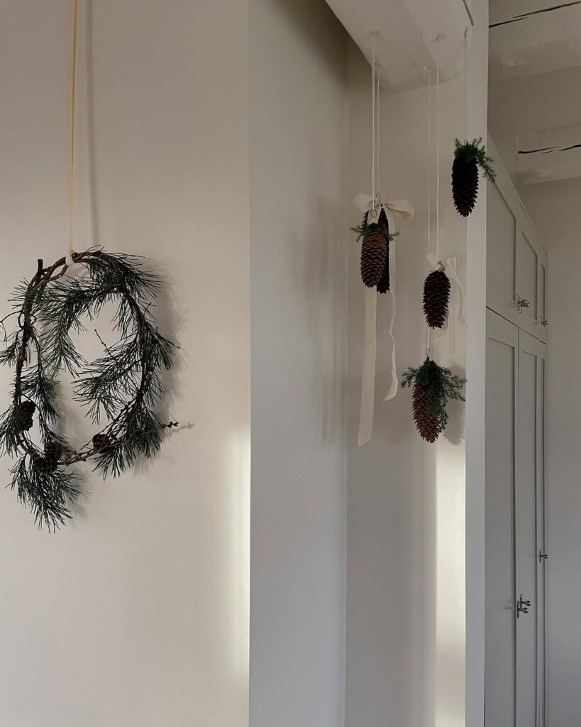 Natural Pinecone Christmas Decor