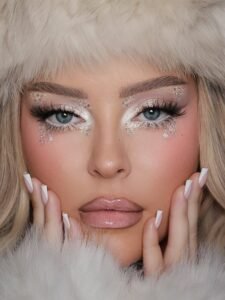 20 Makeup looks to try for Christmas 