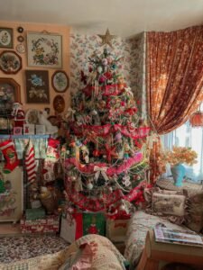 20 Bold And Joyful Maximalist Christmas Ideas You’ll Love