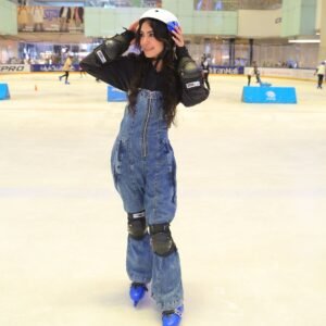 20 Ice Skating Outfit Ideas To Try 